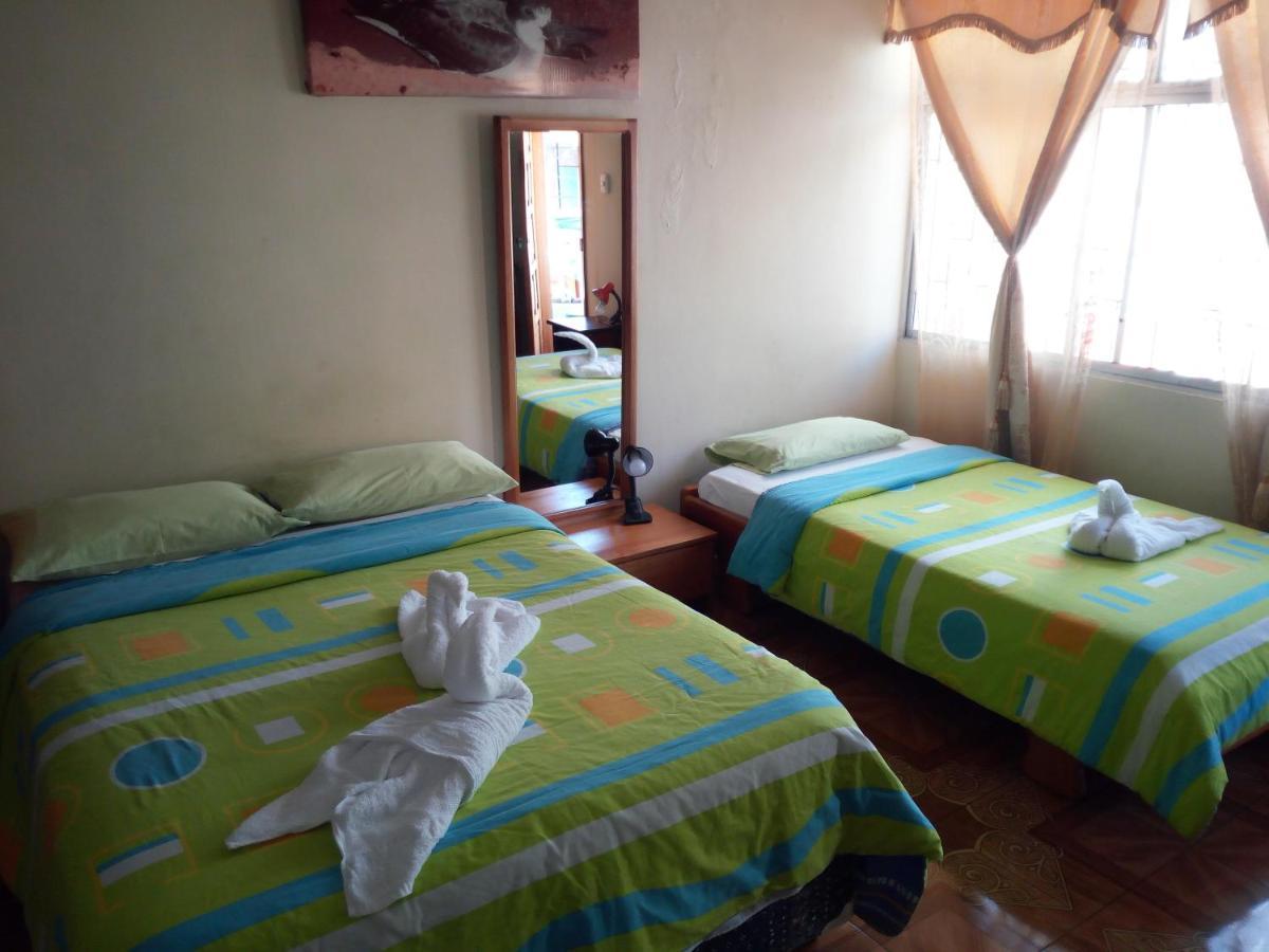 Hostal Miconia Puerto Ayora  Extérieur photo