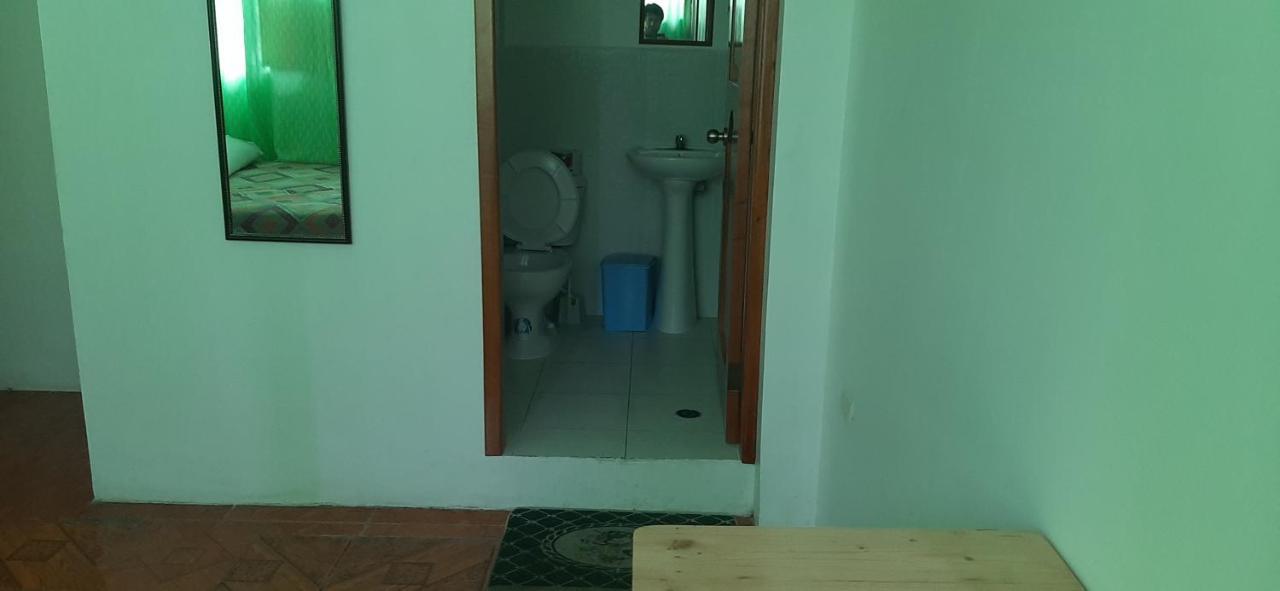 Hostal Miconia Puerto Ayora  Extérieur photo