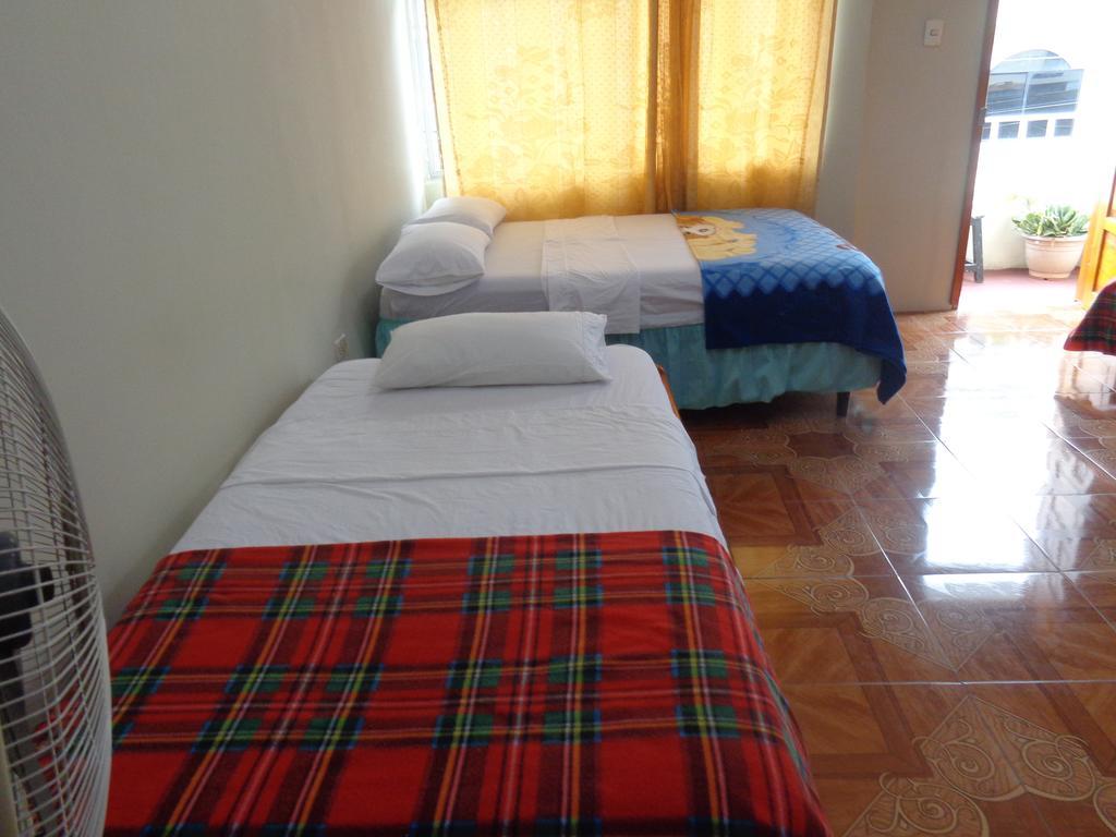 Hostal Miconia Puerto Ayora  Chambre photo