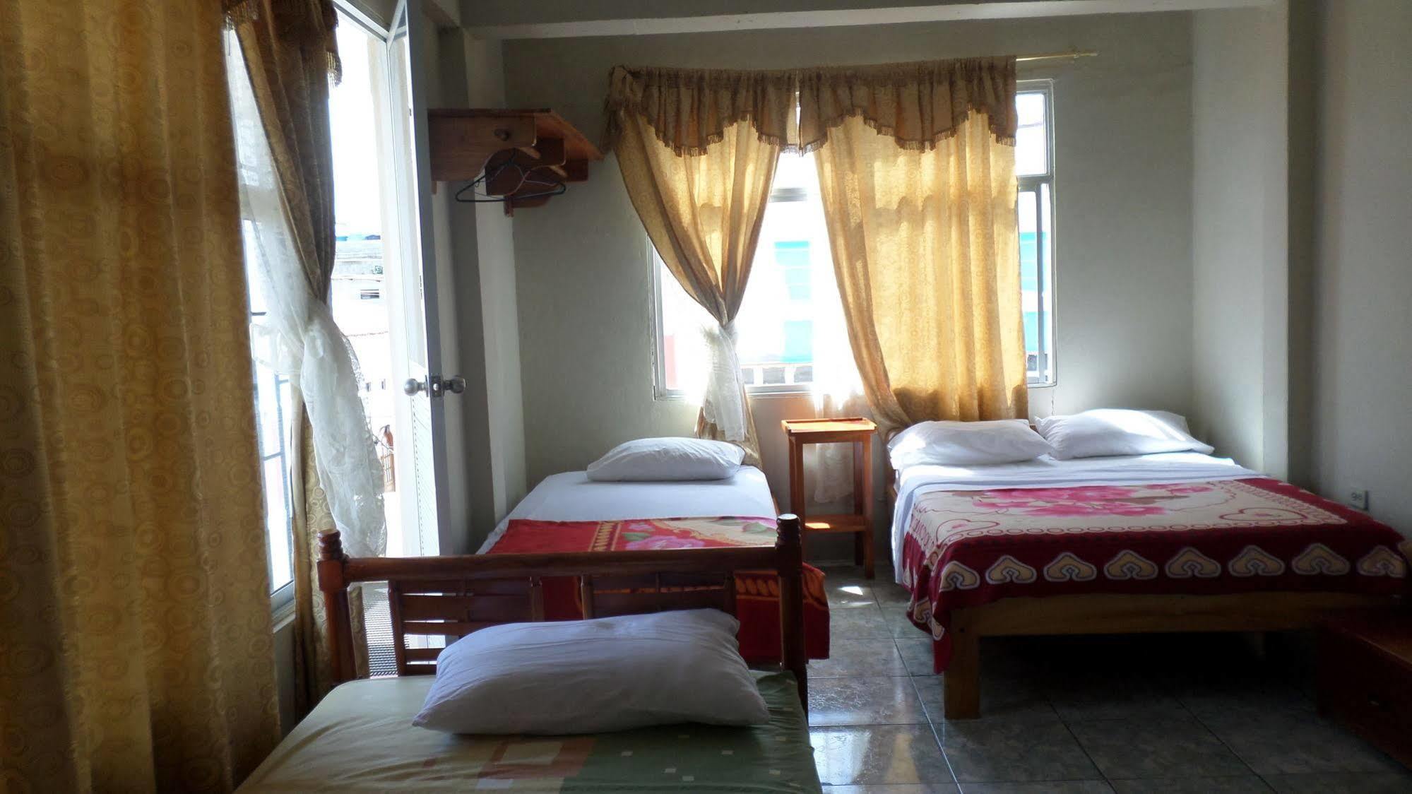 Hostal Miconia Puerto Ayora  Extérieur photo
