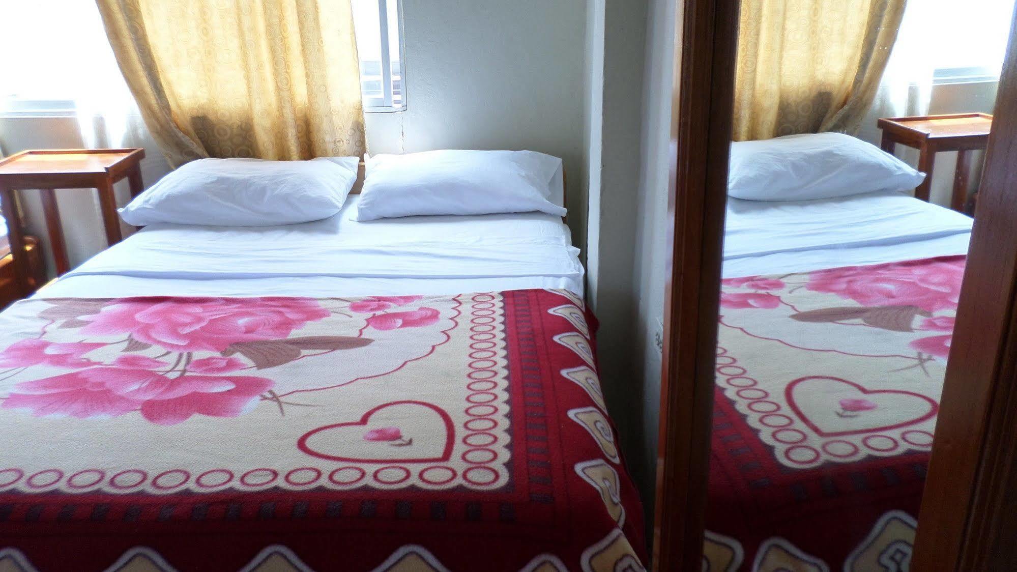 Hostal Miconia Puerto Ayora  Extérieur photo